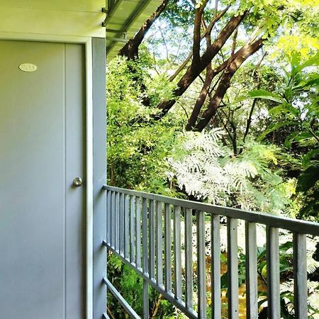 P.California Inter Hostel Nang Rong Zewnętrze zdjęcie