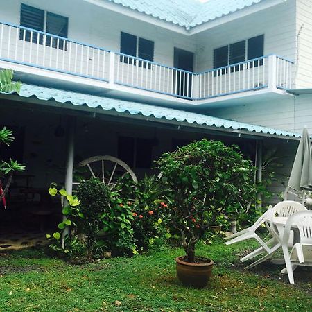 P.California Inter Hostel Nang Rong Zewnętrze zdjęcie