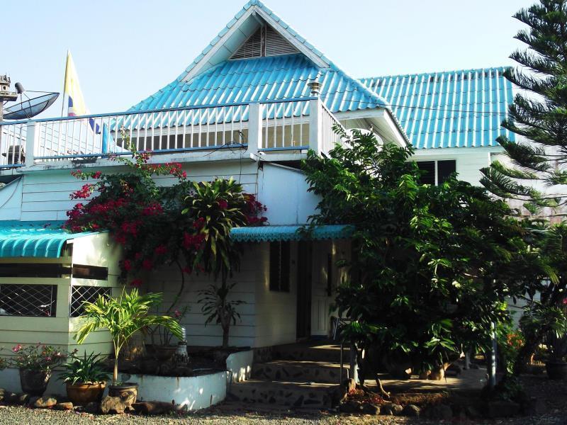 P.California Inter Hostel Nang Rong Zewnętrze zdjęcie