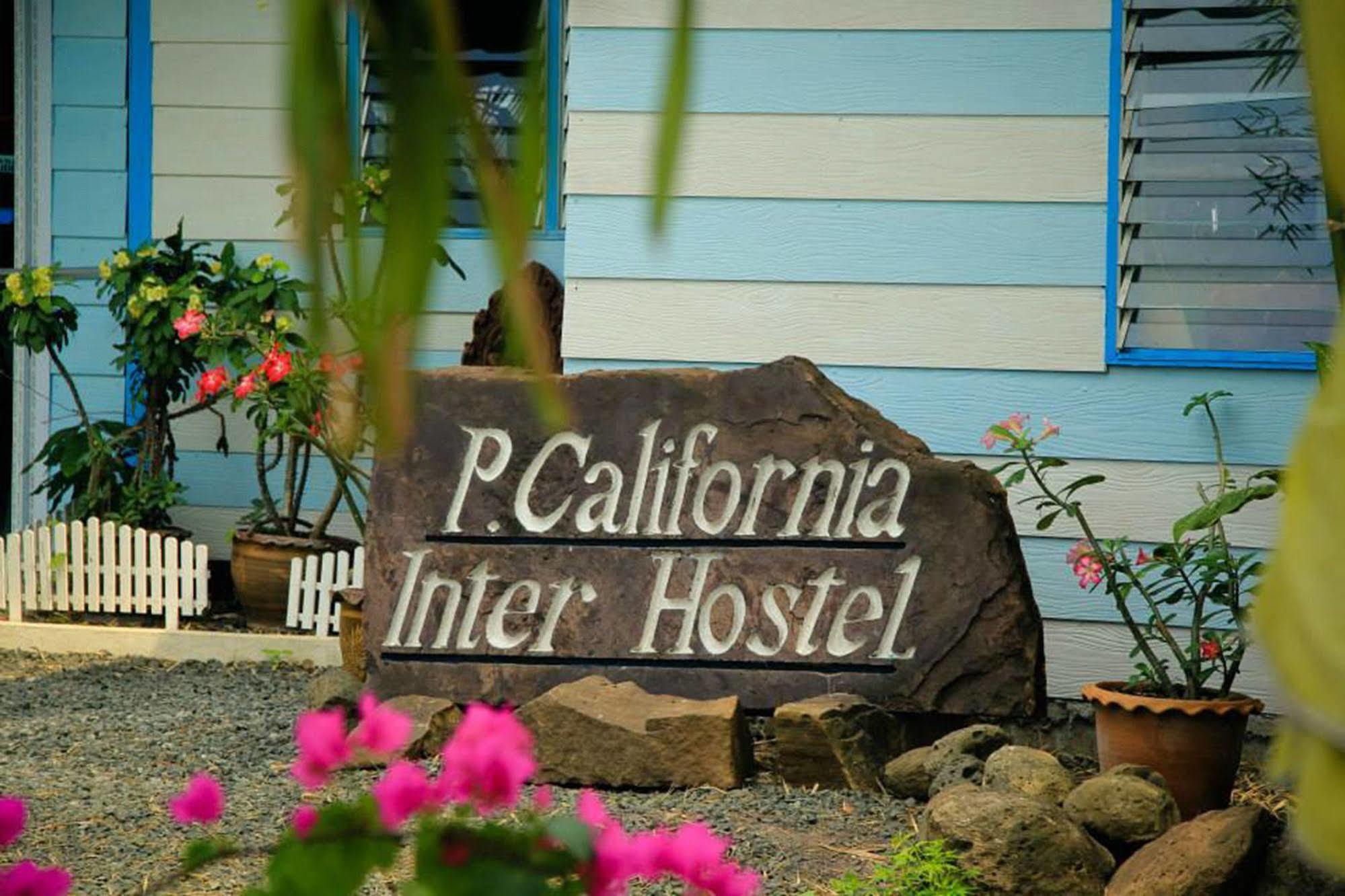 P.California Inter Hostel Nang Rong Zewnętrze zdjęcie